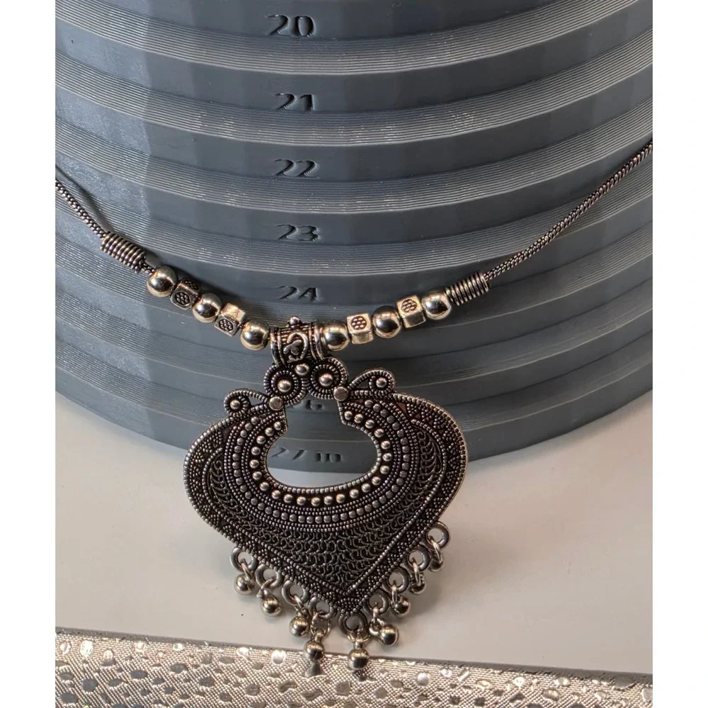 N/A oxidized silver